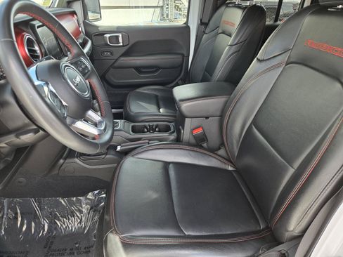Used 2023 Jeep Wrangler Unlimited Rubicon w/ Safety Group AWD/4WD image 23