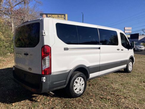 Used 2023 Ford Transit 350 XLT image 3