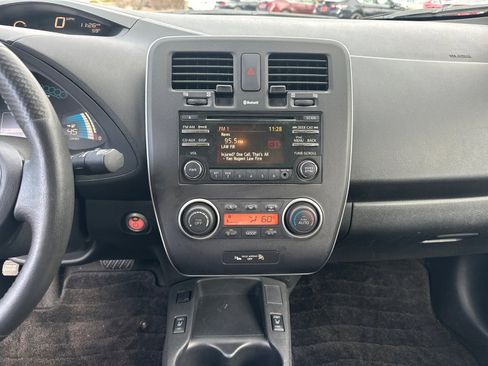 Used 2015 Nissan Leaf S w/ Charge Package image 27