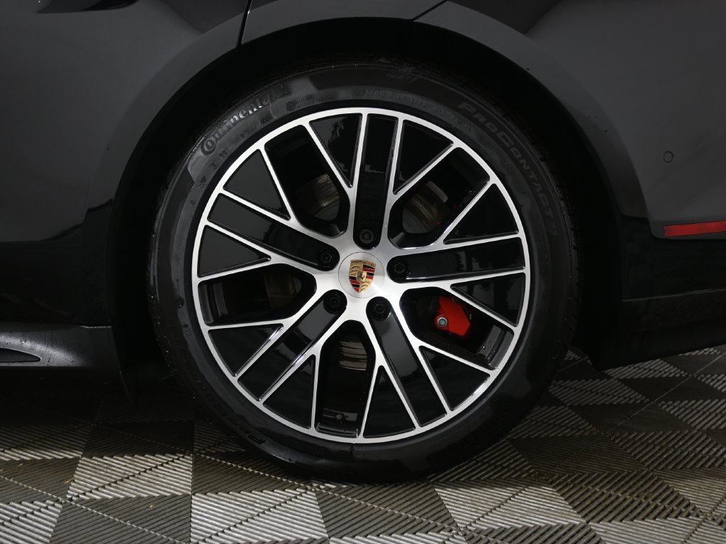 Used 2026 Porsche Taycan 4S AWD/4WD image 12