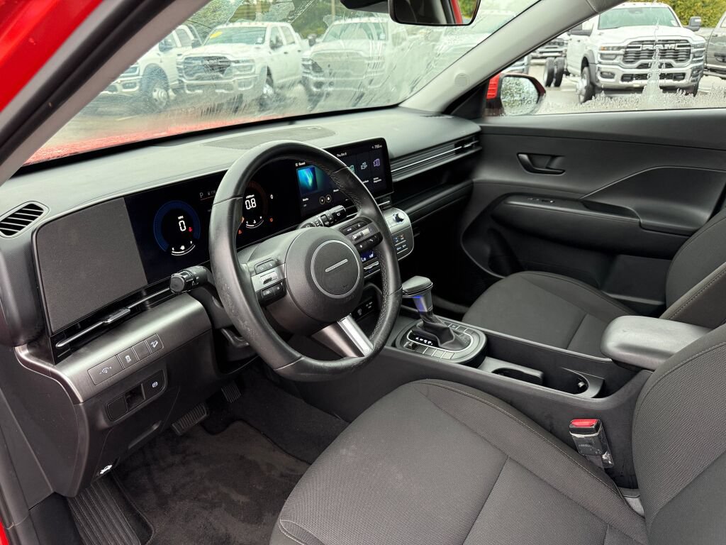 Used 2024 Hyundai Kona SEL FWD image 21