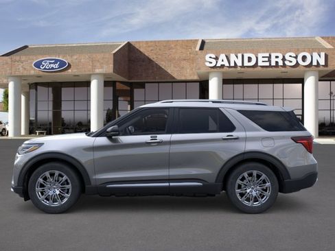 New 2026 Ford Explorer Platinum RWD image 4