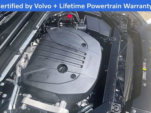 Used 2025 Volvo XC60 B5 Plus AWD/4WD image 46