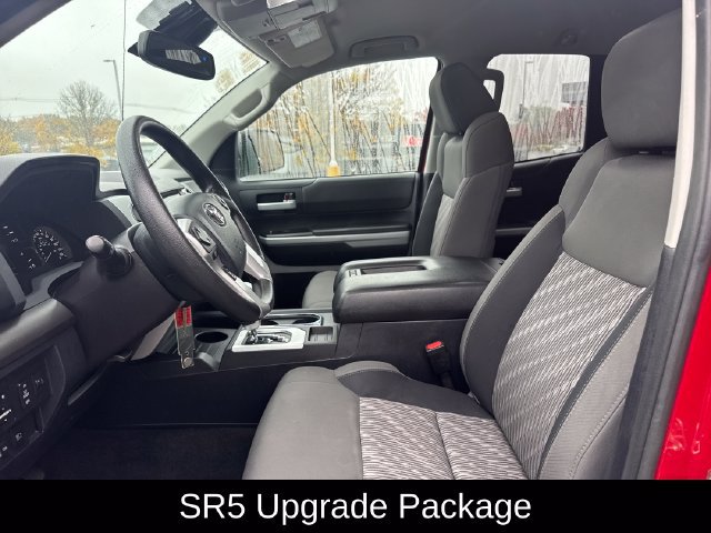 Used 2018 Toyota Tundra SR5 w/ TRD Off Road Package AWD/4WD image 15