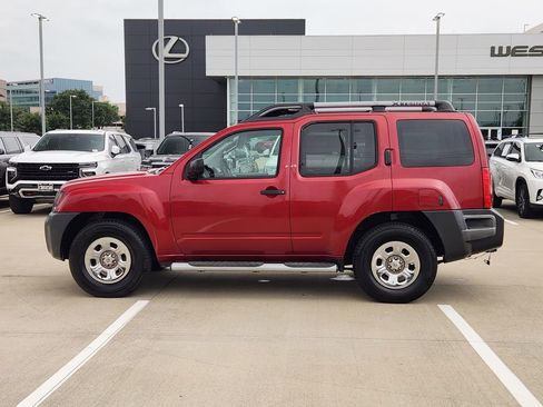 Used 2010 Nissan Xterra X RWD image 4
