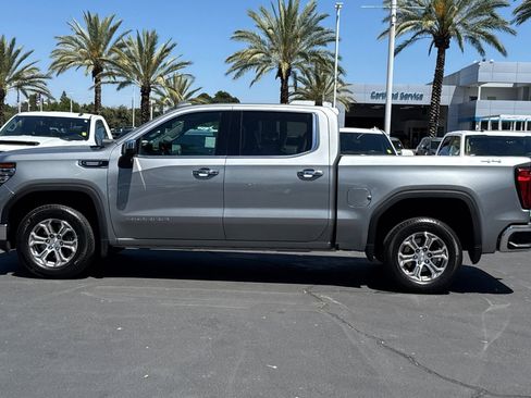 Used 2023 GMC Sierra 1500 SLT w/ SLT Convenience Package AWD/4WD image 6
