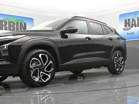 New 2026 Chevrolet Trax RS w/ Driver Confidence Package image 18