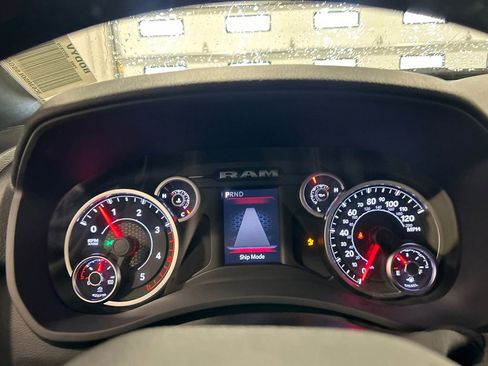 New 2025 RAM 2500 Big Horn image 22