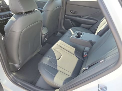 New 2026 Hyundai Elantra SEL Sport FWD image 26