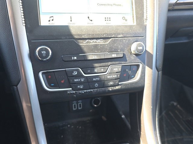 Used 2019 Ford Fusion SEL FWD image 20