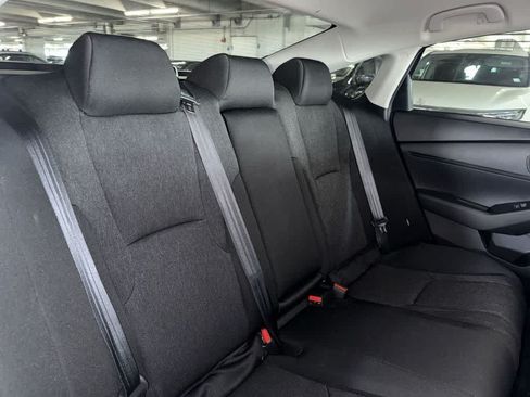 Used 2025 Honda Accord LX image 25