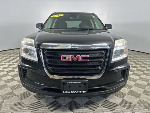 Used 2017 GMC Terrain SLE FWD image 2