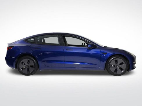 Used 2023 Tesla Model 3 Standard Range image 6
