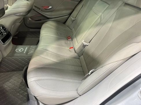 Used 2015 Mercedes-Benz S 550 Sedan w/ Premium 1 Package image 29