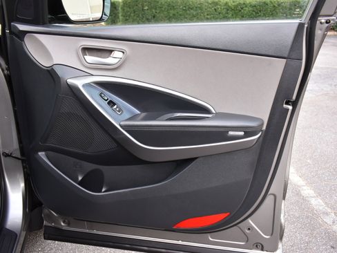 Used 2018 Hyundai Santa Fe Sport w/ 2.4L Value Package 02 image 35