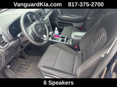 Used 2018 Kia Sportage LX image 3