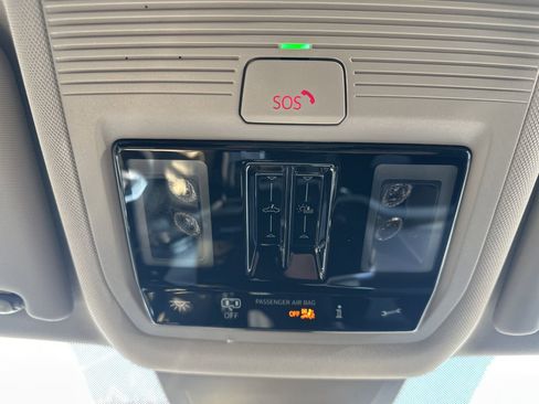 New 2026 Volkswagen Atlas Peak Edition image 28