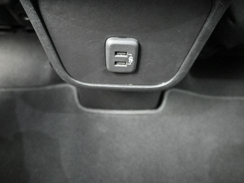 Used 2022 Chevrolet Equinox LS w/ LS Convenience Package AWD/4WD image 20