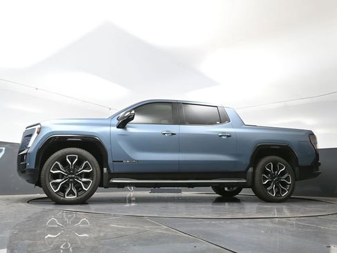 New 2025 GMC Sierra EV Denali image 46