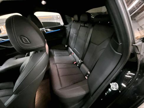 Used 2023 BMW i4 eDrive35 w/ Premium Package image 27