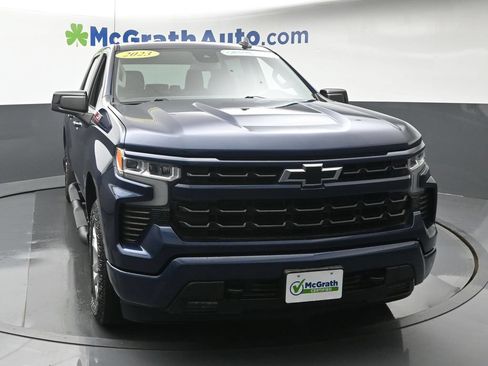 Used 2023 Chevrolet Silverado 1500 RST w/ Z71 Off-Road Package AWD/4WD image 5