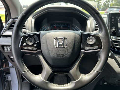 Used 2023 Honda Odyssey Touring image 20