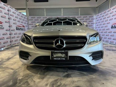 Used 2019 Mercedes-Benz E 300 4MATIC w/ Premium 1 Package image 5