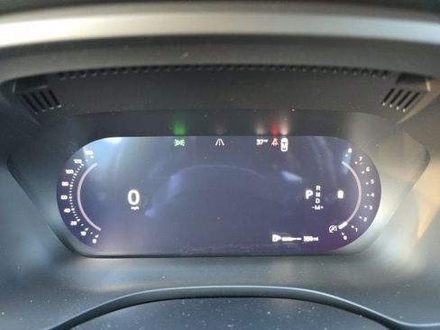 New 2026 Volvo XC60 B5 Plus w/ Climate Package image 32