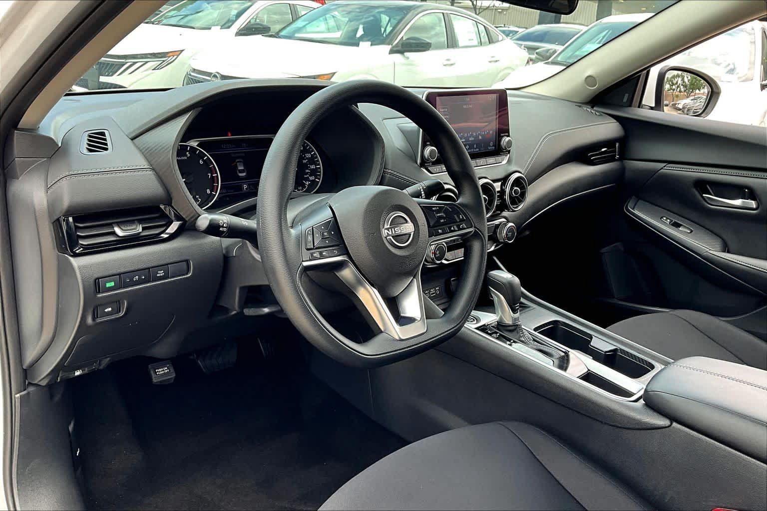Used 2025 Nissan Sentra SV w/ Trunk Package FWD image 16