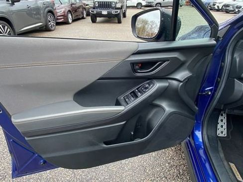 Used 2025 Subaru Crosstrek 2.5i Sport AWD/4WD image 17