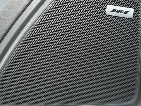 Certified 2025 Porsche Macan image 31