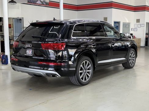 Used 2018 Audi Q7 3.0T Premium Plus w/ Premium Plus Package AWD/4WD image 2