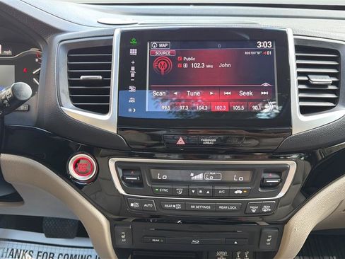 Used 2016 Honda Pilot Touring image 26