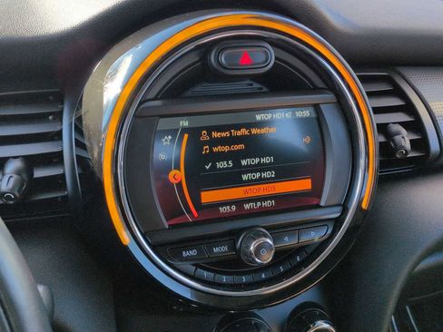 Used 2019 MINI Cooper 2-Door Hardtop image 30