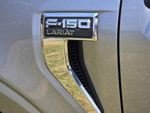 Used 2024 Ford F150 Lariat w/ FX4 Off-Road Package AWD/4WD image 45