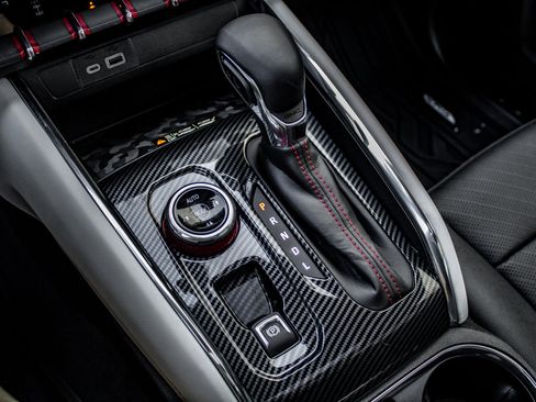 Used 2024 GMC Canyon AT4X image 38