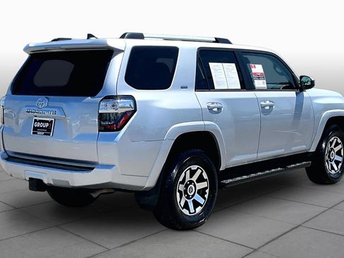 Used 2021 Toyota 4Runner SR5 AWD/4WD image 12