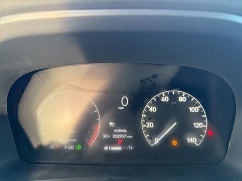 Used 2025 Honda Odyssey Touring image 14