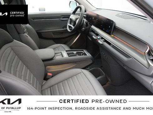 Certified 2024 Kia EV9 Land AWD/4WD image 17