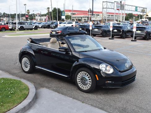 Used 2014 Volkswagen Beetle 1.8T FWD image 22