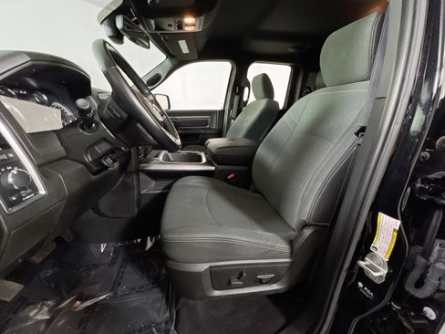 Used 2022 RAM 1500 Classic Warlock w/ Electronics Group AWD/4WD image 19
