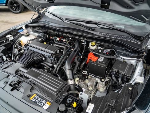 Used 2023 Ford Escape Platinum image 28