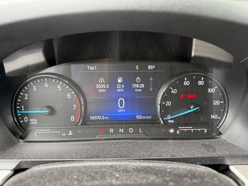 Used 2022 Ford Explorer XLT w/ Equipment Group 202A RWD image 22