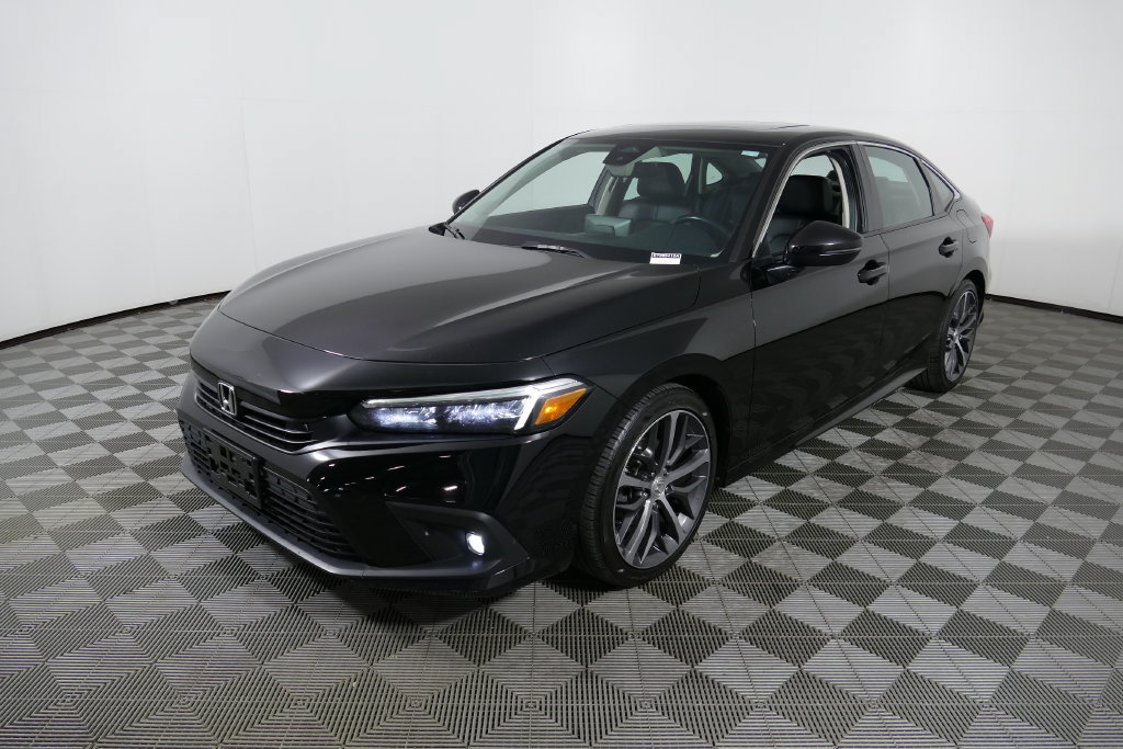 Used 2022 Honda Civic Touring image 7