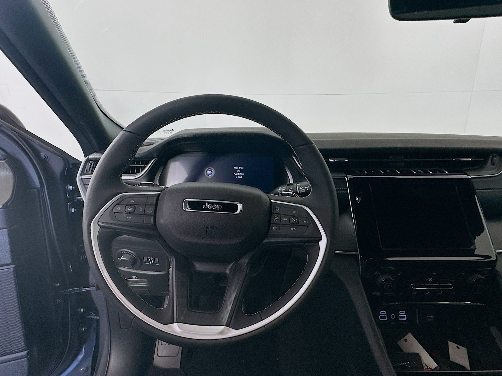 New 2026 Jeep Grand Cherokee Laredo X AWD/4WD image 11