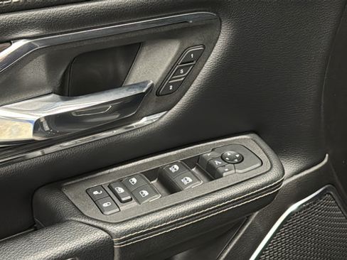 Used 2025 RAM 1500 Laramie w/ Laramie Southwest Edition AWD/4WD image 21