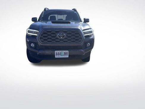 Used 2023 Toyota Tacoma TRD Sport w/ Black Out Package (TMS) image 10