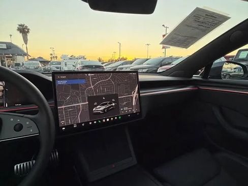 Used 2026 Tesla Model S Plaid AWD/4WD image 9