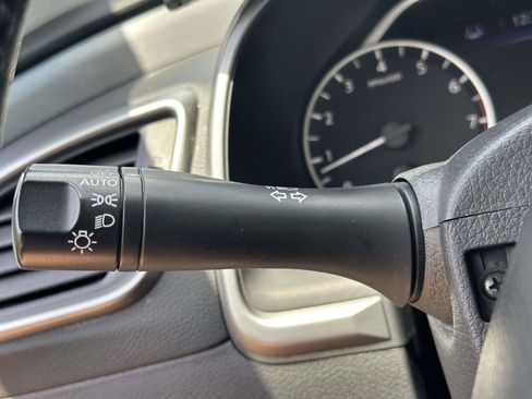 Used 2020 Nissan Murano SV AWD/4WD image 21