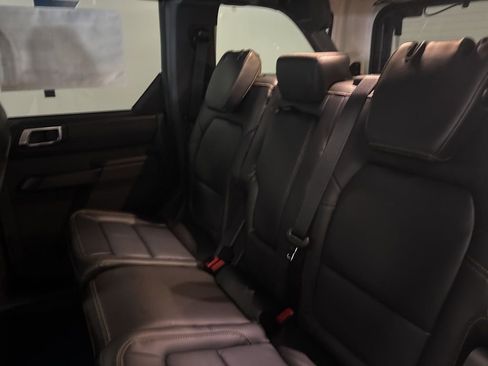 New 2026 Ford Bronco Badlands AWD/4WD image 28